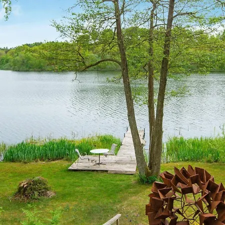 Дом отдыха 6 Person In *