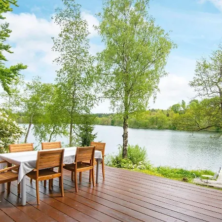 Дом отдыха 6 Person In Bryrup