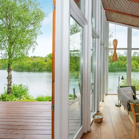 Дом отдыха 6 Person In