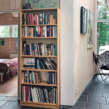 Дом отдыха 6 Person In *